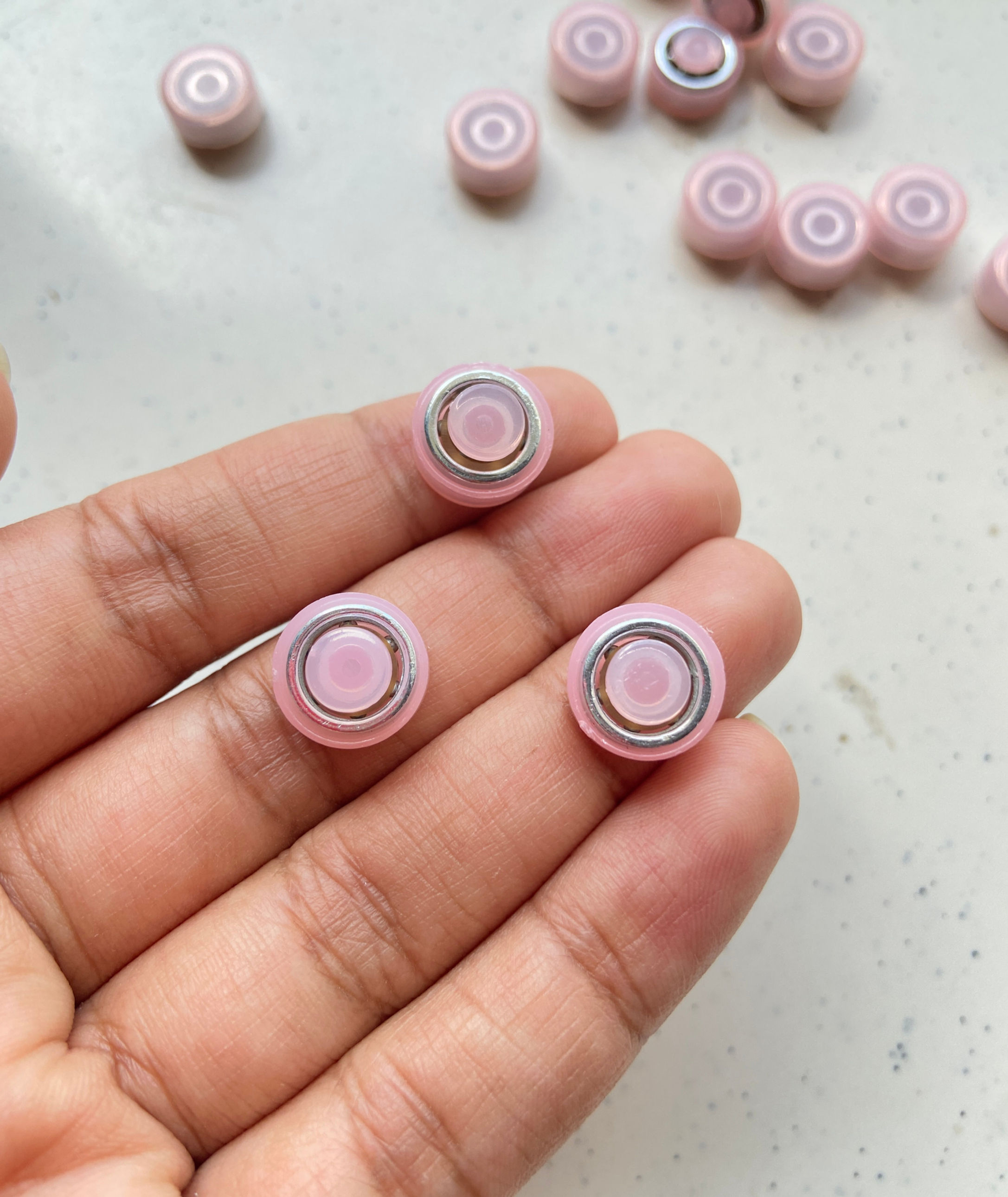 Plastic peach rotary 1.2cm bearing (1pc)