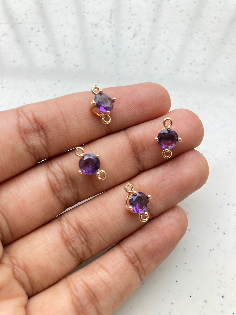 Thumbnail: 11.5*7*5.5mm, round glass faceted connector