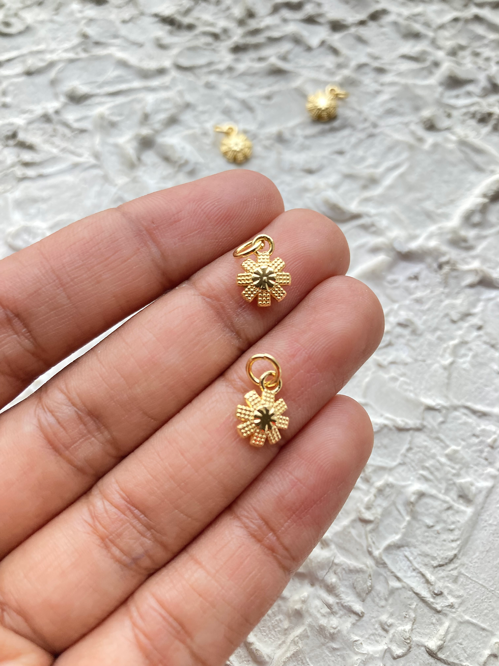 Thumbnail: Textured mix shape alloy charm