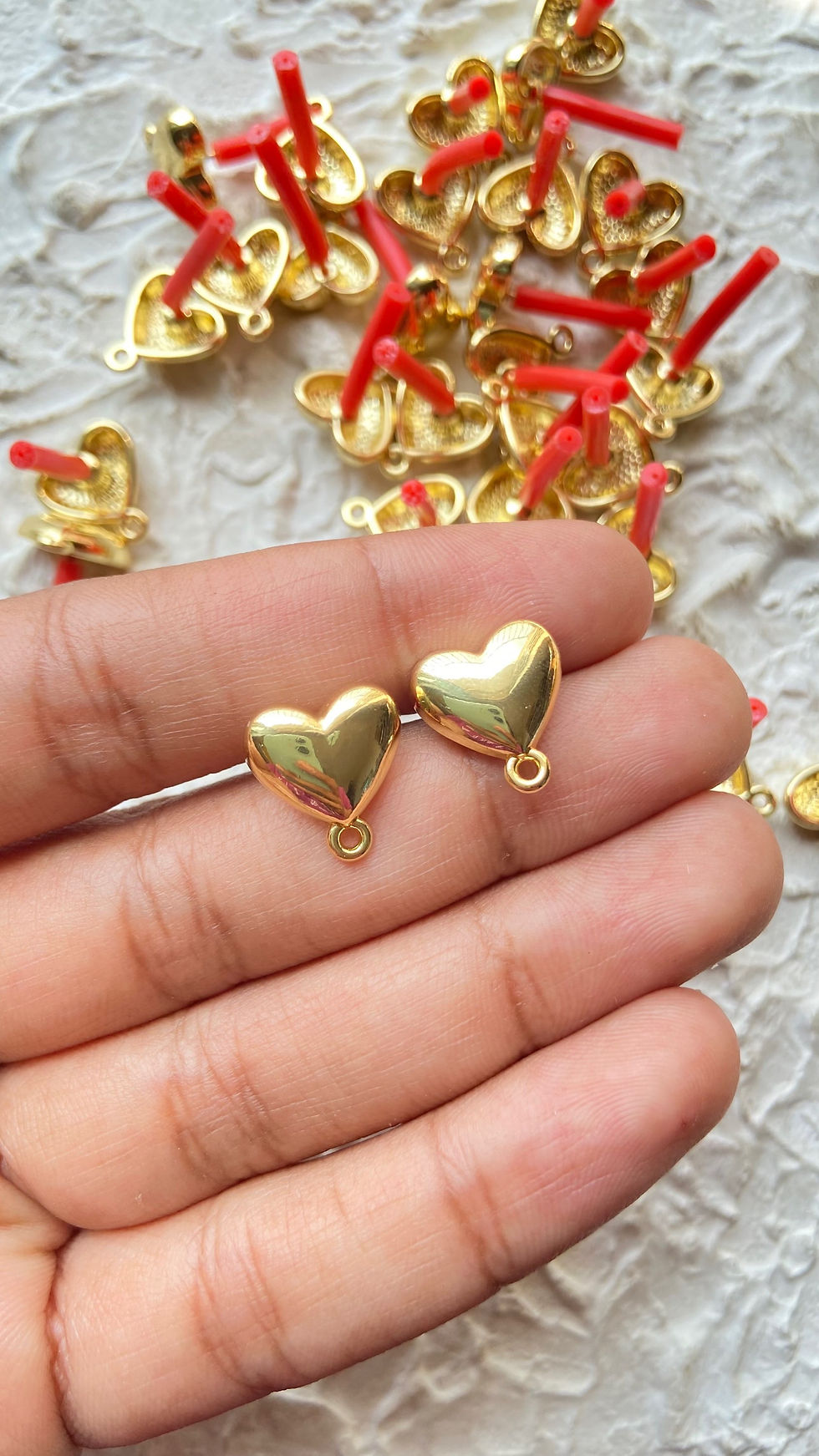 Thumbnail: Heart shape alloy studs (1pair)