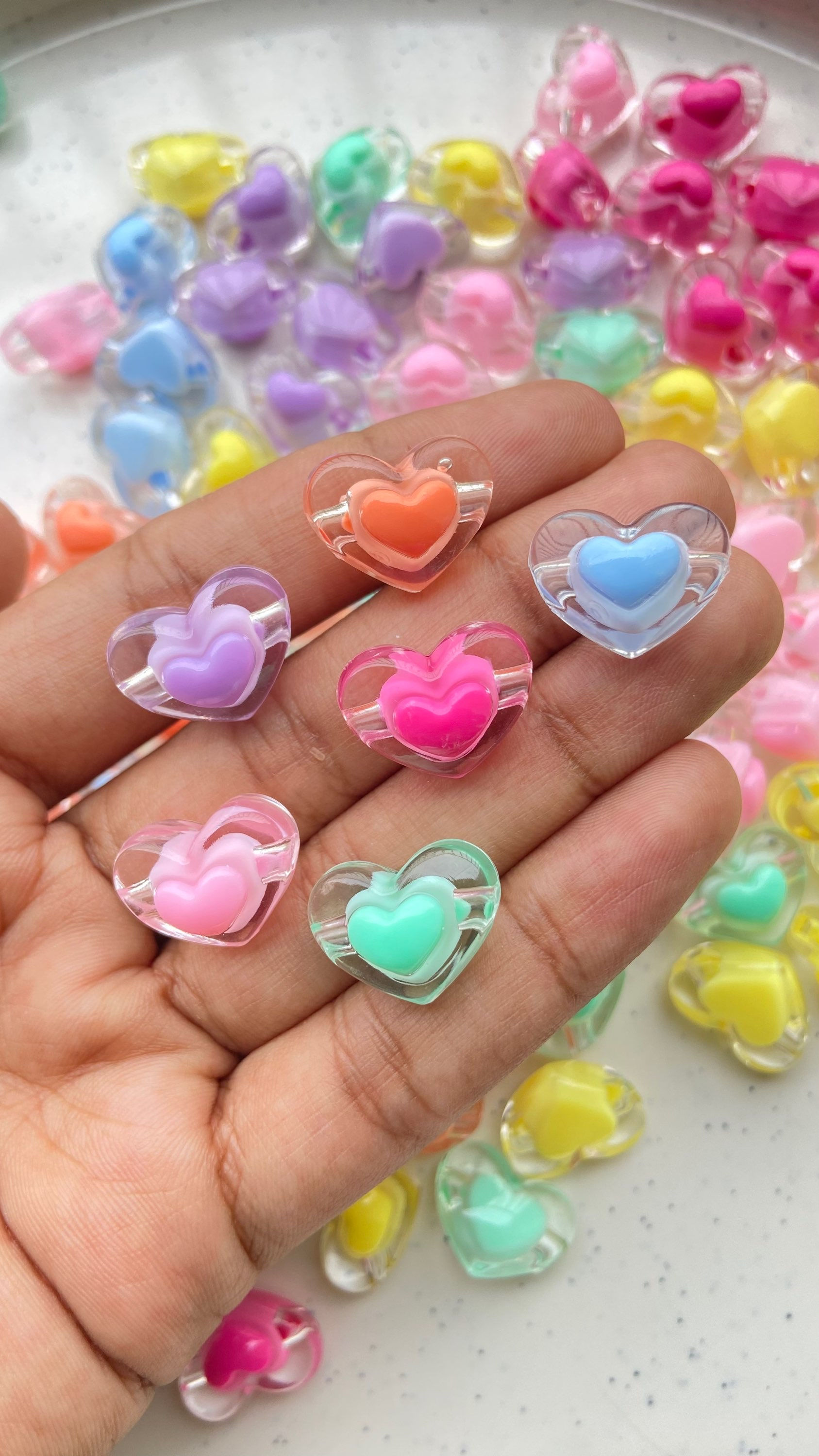 Mini heart acrylic beads
