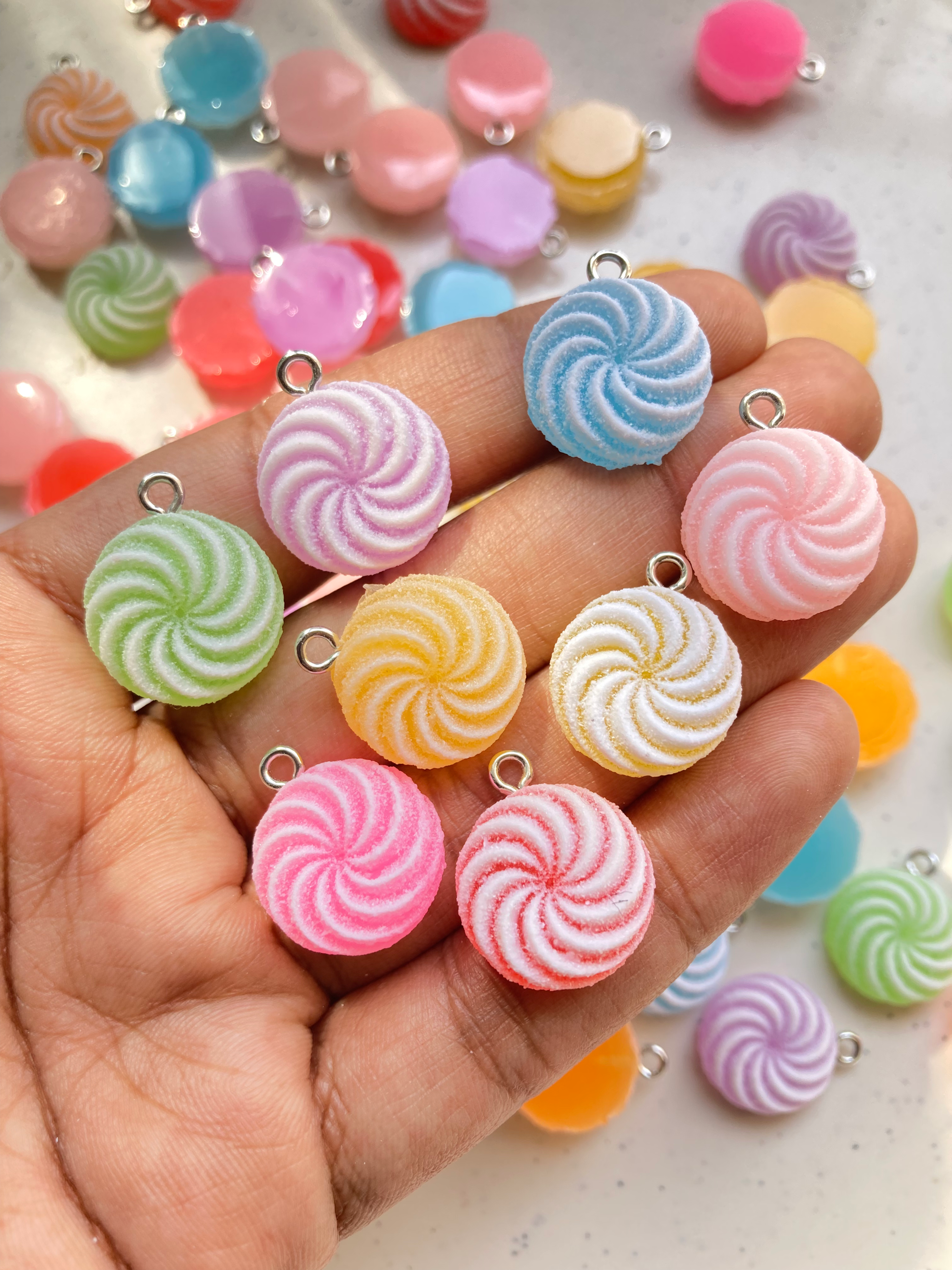 Round candy druzy resin charm