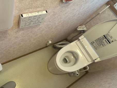 H様邸トイレ手洗い増設工事