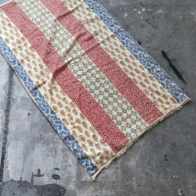 lona rojo azul y marron