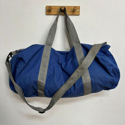 bolso azul tira gris