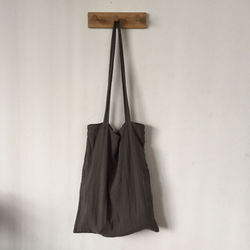 bolsa de compras gris