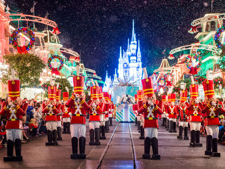 Sneak A Peek At This Year’s Ultimate Disney Christmastime Package at Walt Disney World Resort – Book