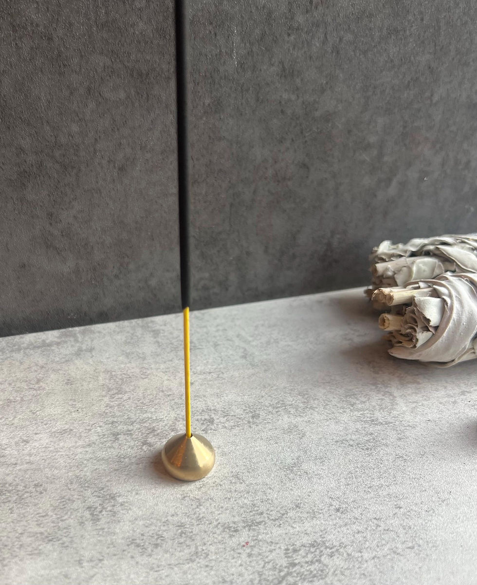 Thumbnail: Cement Cauldron Pot with Incenses (5) and White Sages (2) Cleansing Kit