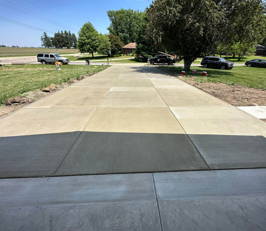 AL Concrete Examples_Driveway-1.jpg