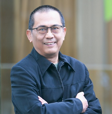 Writer: Asep S Adhikerana 