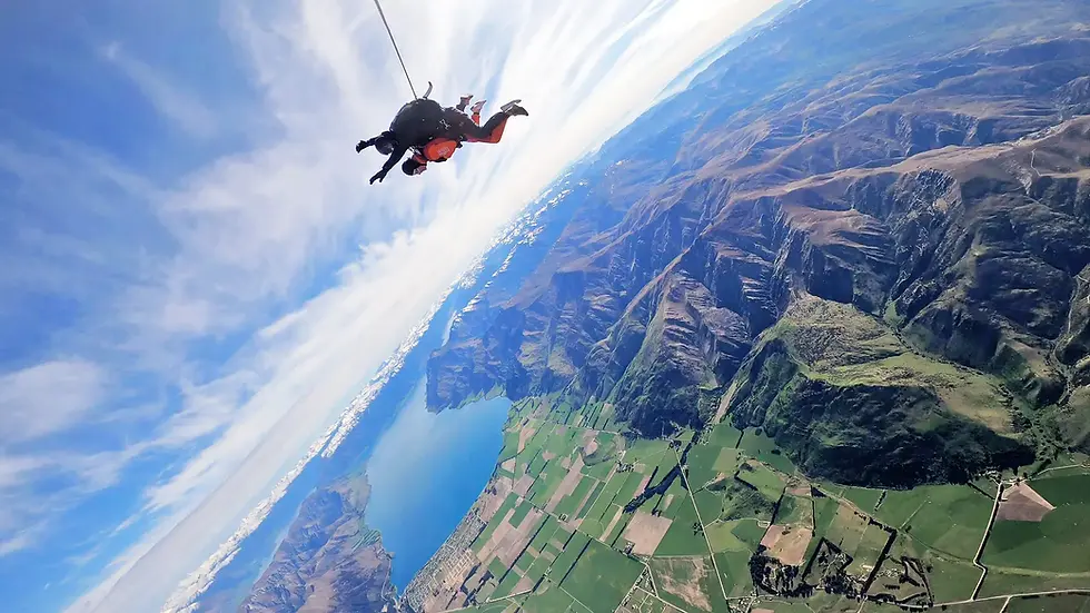Skydiving-in-New-Zealand-Blog.webp