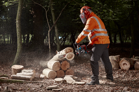 Inspire_Tools&Hardware_Erbauer_41.4CC 40CM CHAINSAW_LS1_2022_EW_1610.png