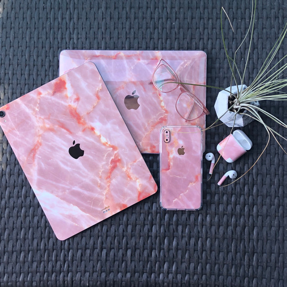 Outstanding skins for all your devices