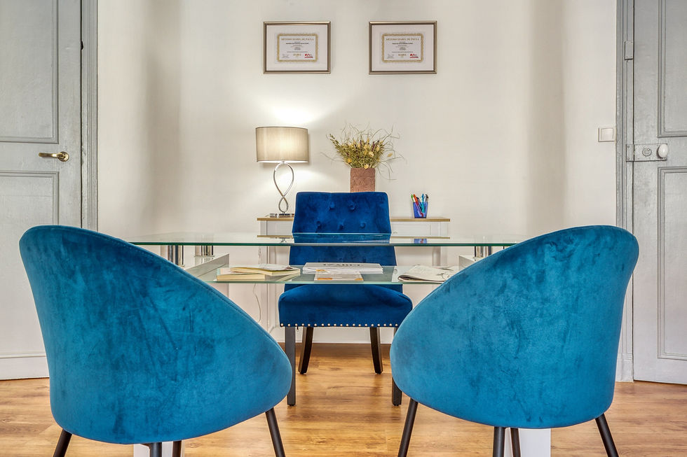 bureau-Magiques-moments-Marseille-min-min