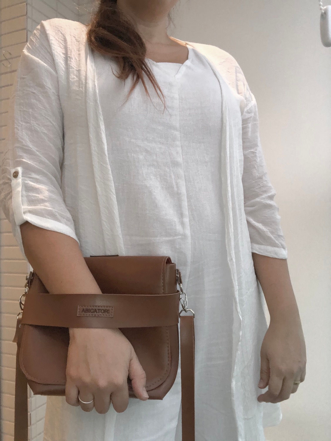 Abicatori Basiquíssima muda de cor bolsa vegana