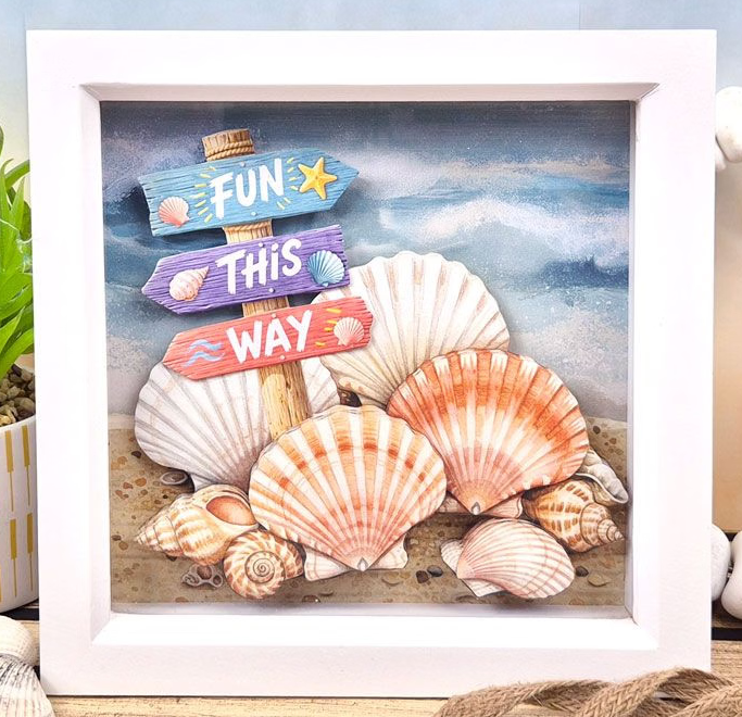 Thumbnail: The Little Book of Coastal Charm