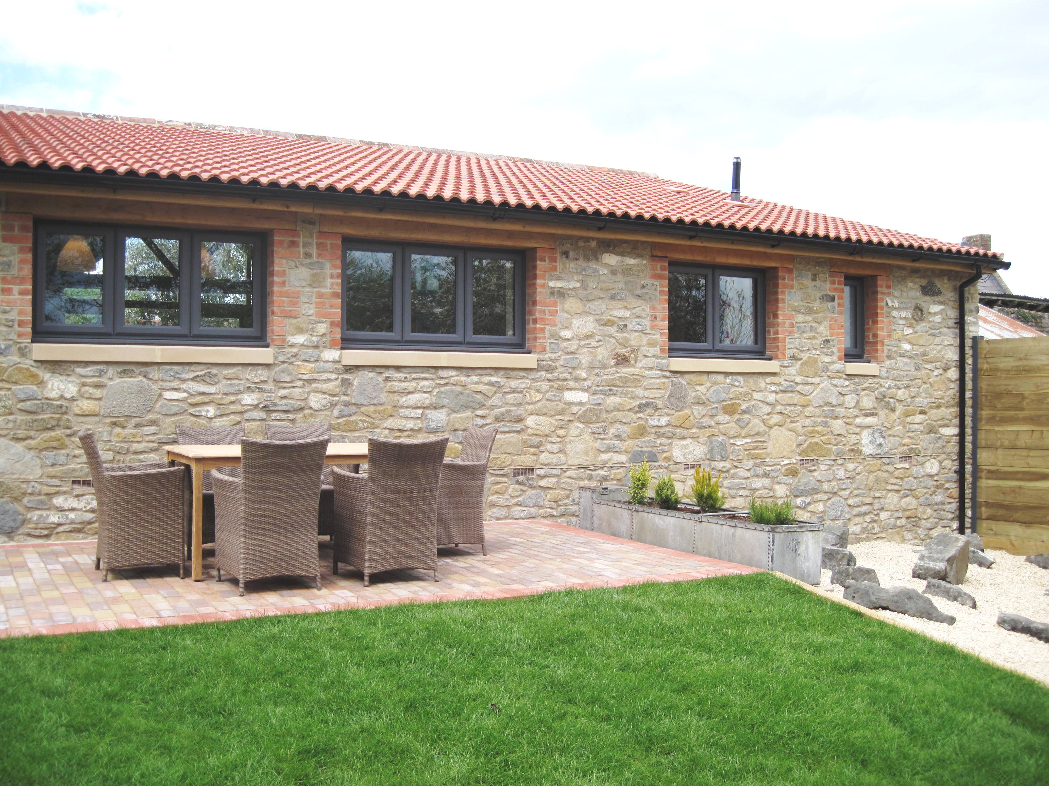 Stone barn terrace 1 IMG_1794