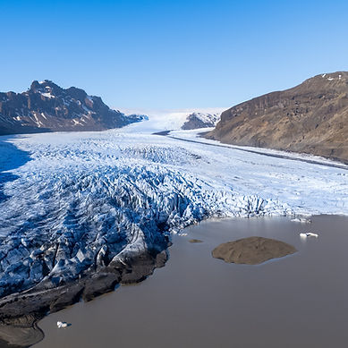 Picture of a glacier in Iceland