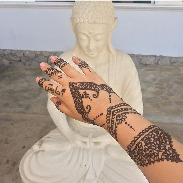 Henna touch