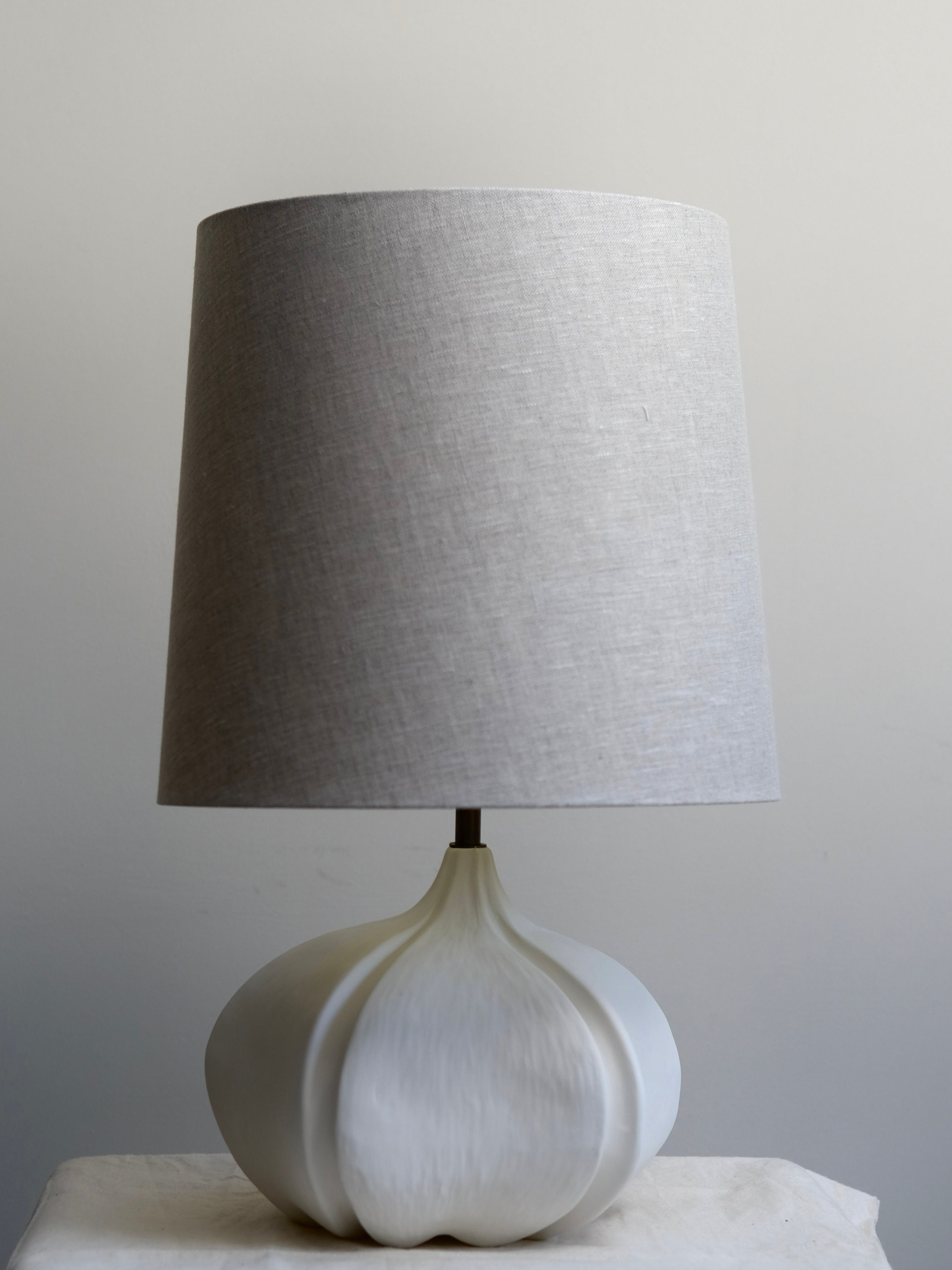 Dido Table Lamp in Lime White