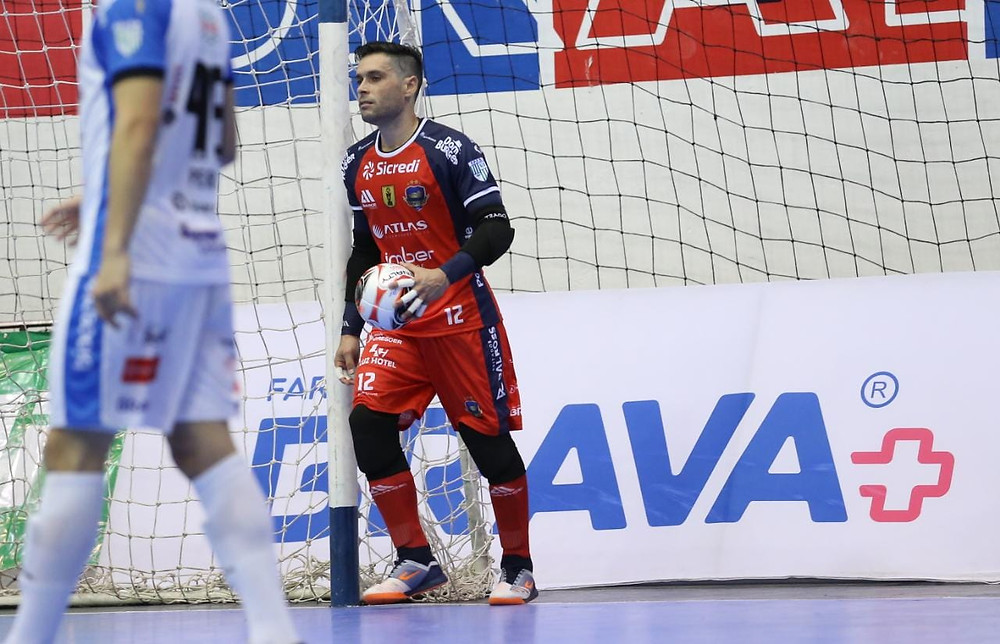 Crédito: Mauricio Moreira - Tiago fez sua estreia com a camisa do Pato Futsal