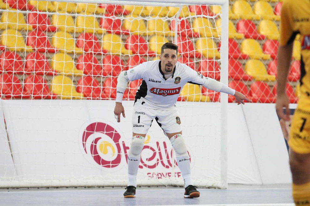 Crédito: Guilherme Mansuetto - Djony, goleiro do Magnus, vem de três títulos seguidos de LNF