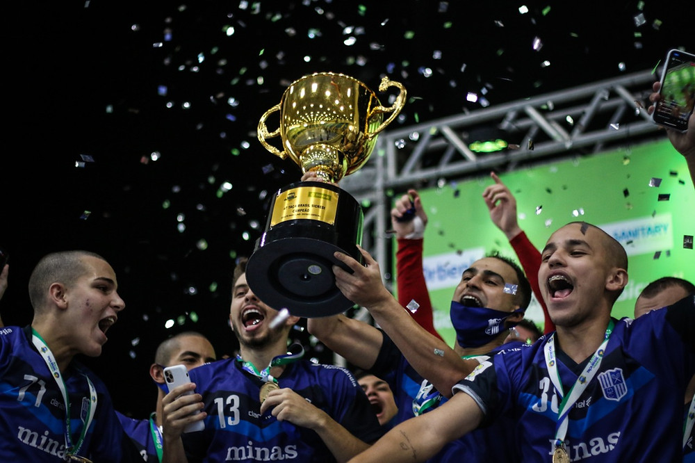 Crédito: Leonardo Hubbe - Minas Tênis Clube é Tricampeão da Taça Brasil Sicredi