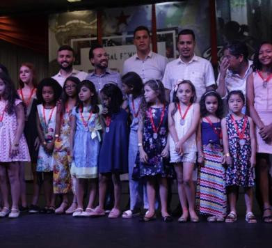 Crédito: Arquivo Pessoal - Melhores do ano de 2019 todas as atletas do projeto oram premiadas com a medalha de gratidão