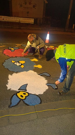 luke photo dave and tim panting sheep 2015.jpg