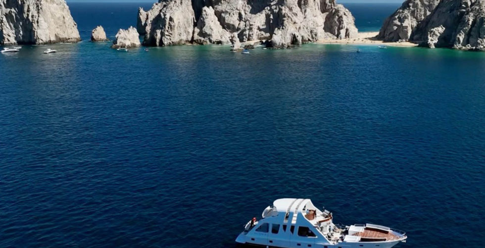 Large Yacht Cabo