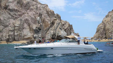 Luxury Yacht Cabo