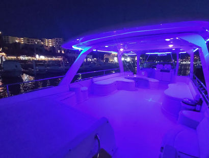 Large Catamaran Yacht Cabo