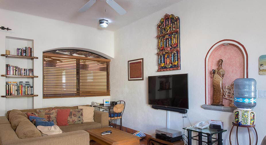 Tres Hermanos Villa in Pedregal