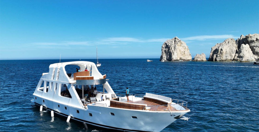 Large Yacht Cabo