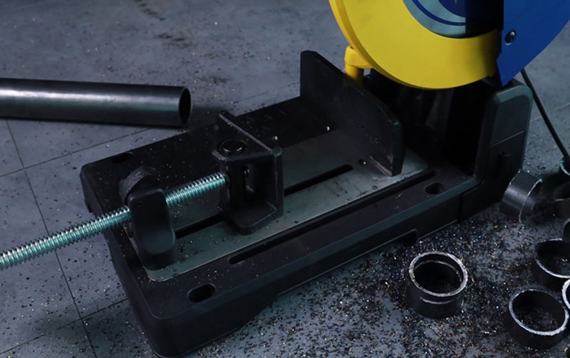 metal_cutter_0601.jpg