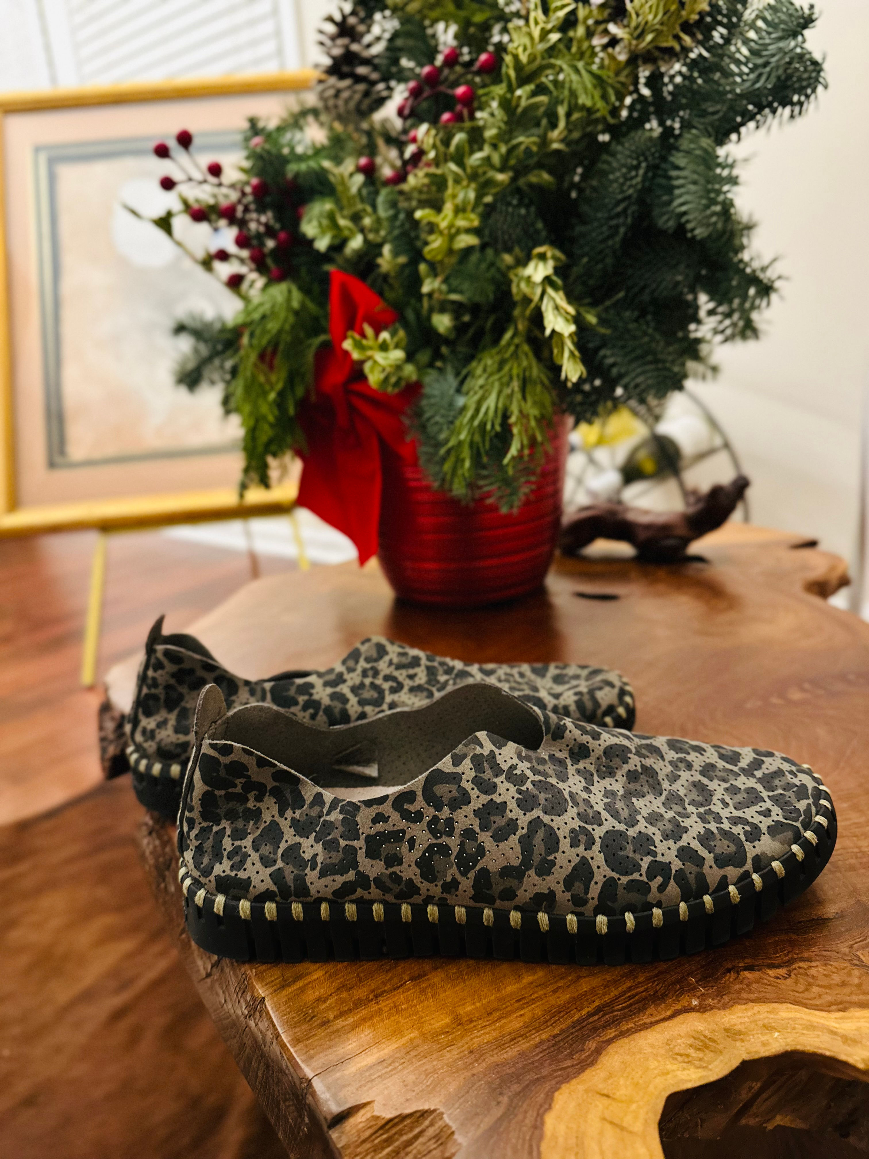 ILSE Jacobsen Hornback Tulipu Slip On - Size 8.5US/ 39EUR