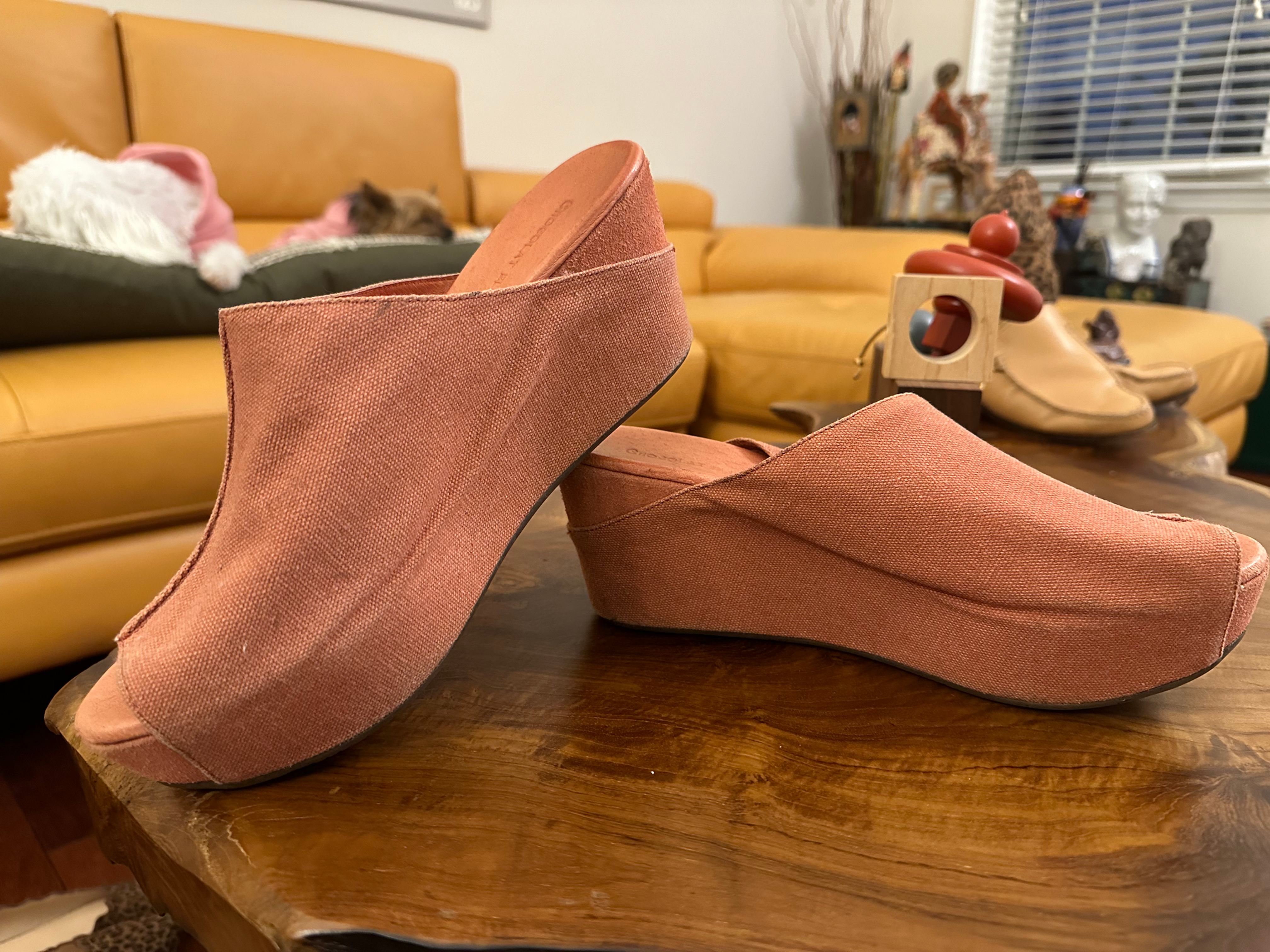 Chocolat Blu Wynn Peep Toe Mule - Size 9