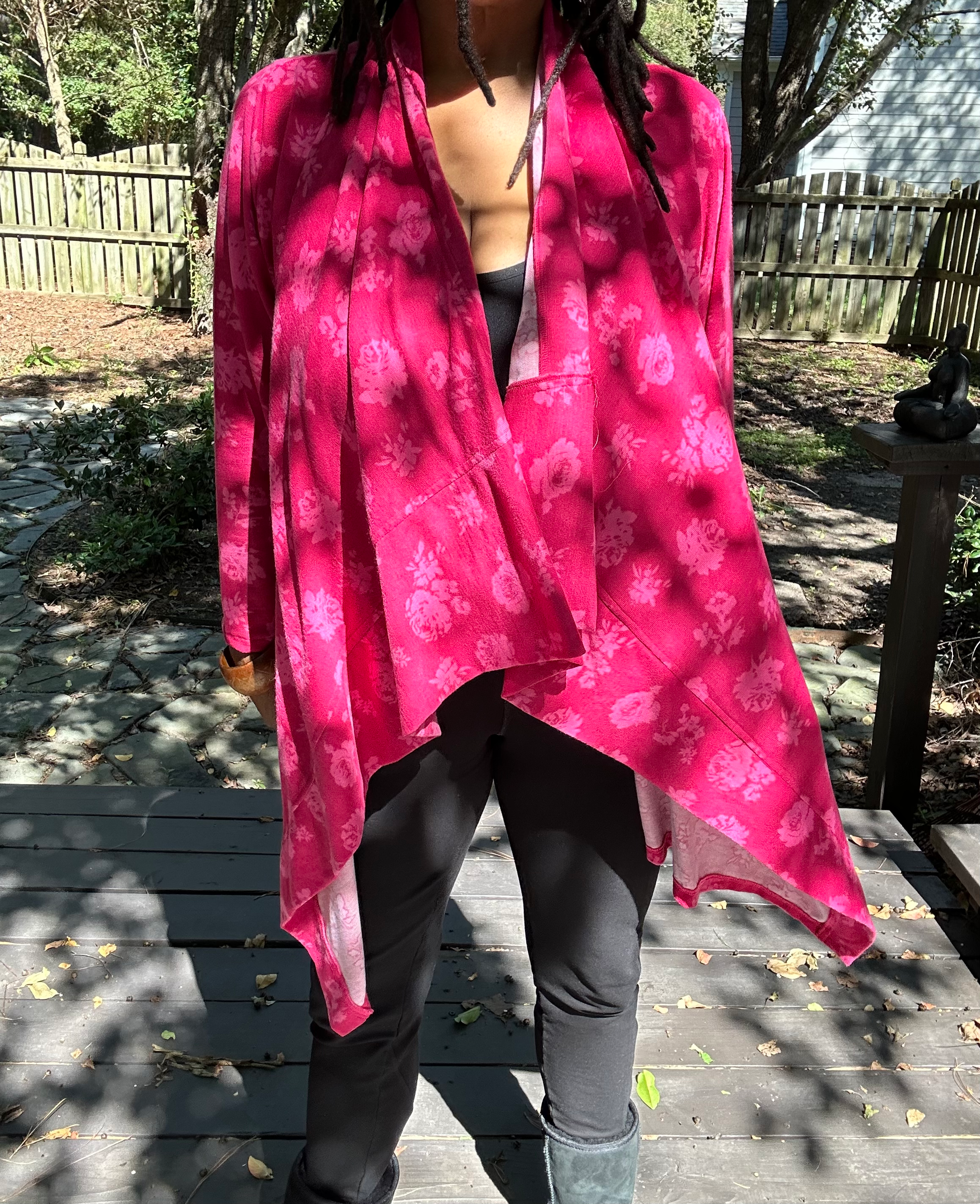 Earth Angel Clothing Wrap Around Rose Cardigon - Size 2XL