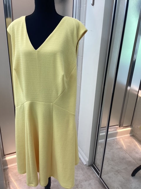 Thumbnail: London Style Yellow Sleeveless Swing Dress - Size 18W