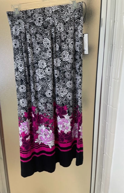 Dana Buchman Skirt - Size XL