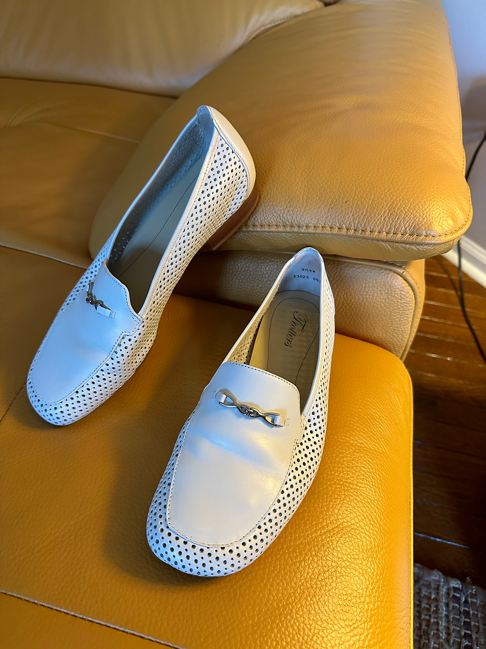 Thumbnail: Trotters White Leather Loafer - Size 9.5 WW