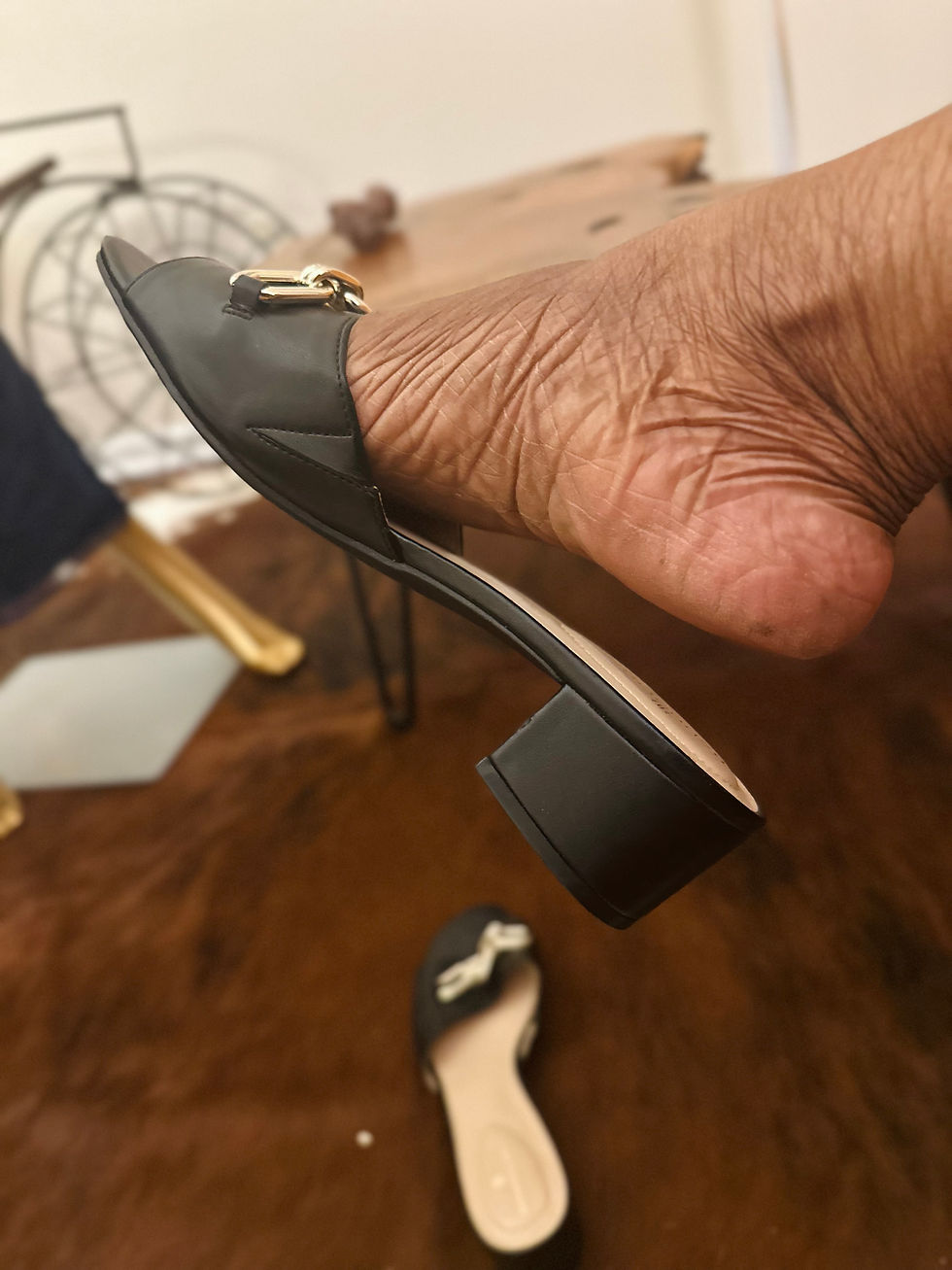 Thumbnail: Bandolino Black & Gold Mule - Size 11M