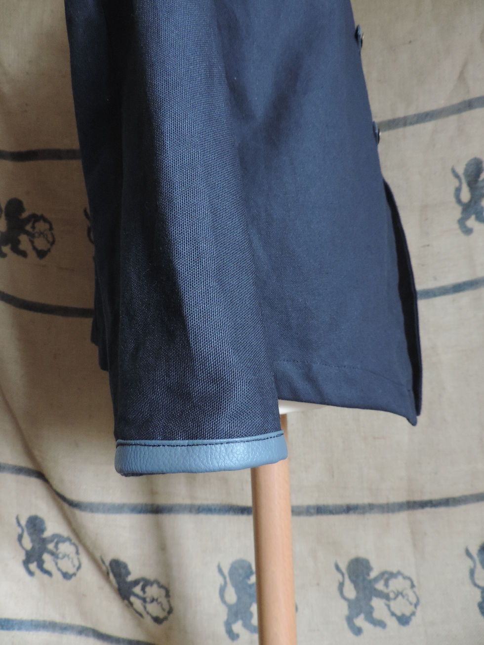 Miniature : Tunique Adrien, version style militaire