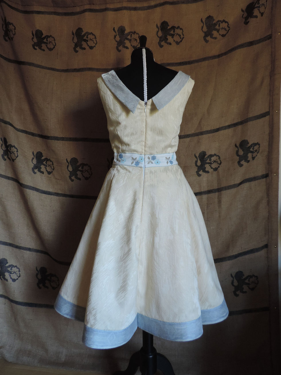 Thumbnail: Robe "Lisa"