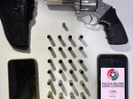 Homem é detido e arma e munições são apreendidas em Chapecó