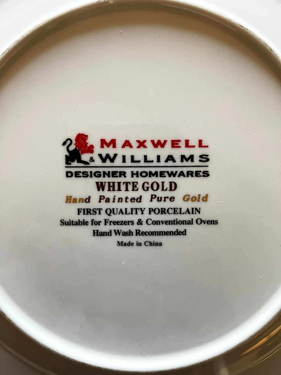 Thumbnail: Classic Set of 4 Porcelain Irish Wolfhound Club of Victoria Plates, 2002