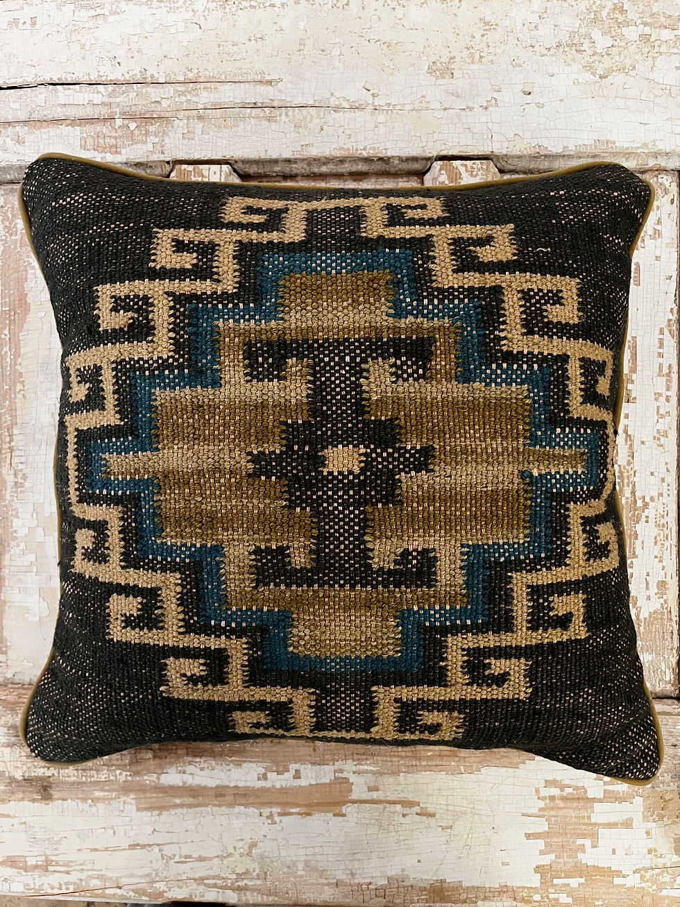 Thumbnail: Classic Kilim Pillow