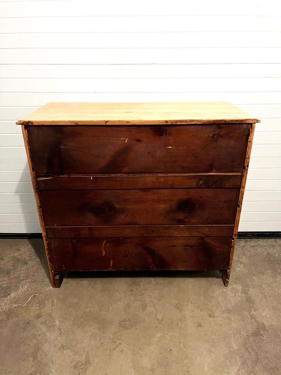 Thumbnail: Antique Scrubbed Pine Four Drawer Chest with Darkened Knobs