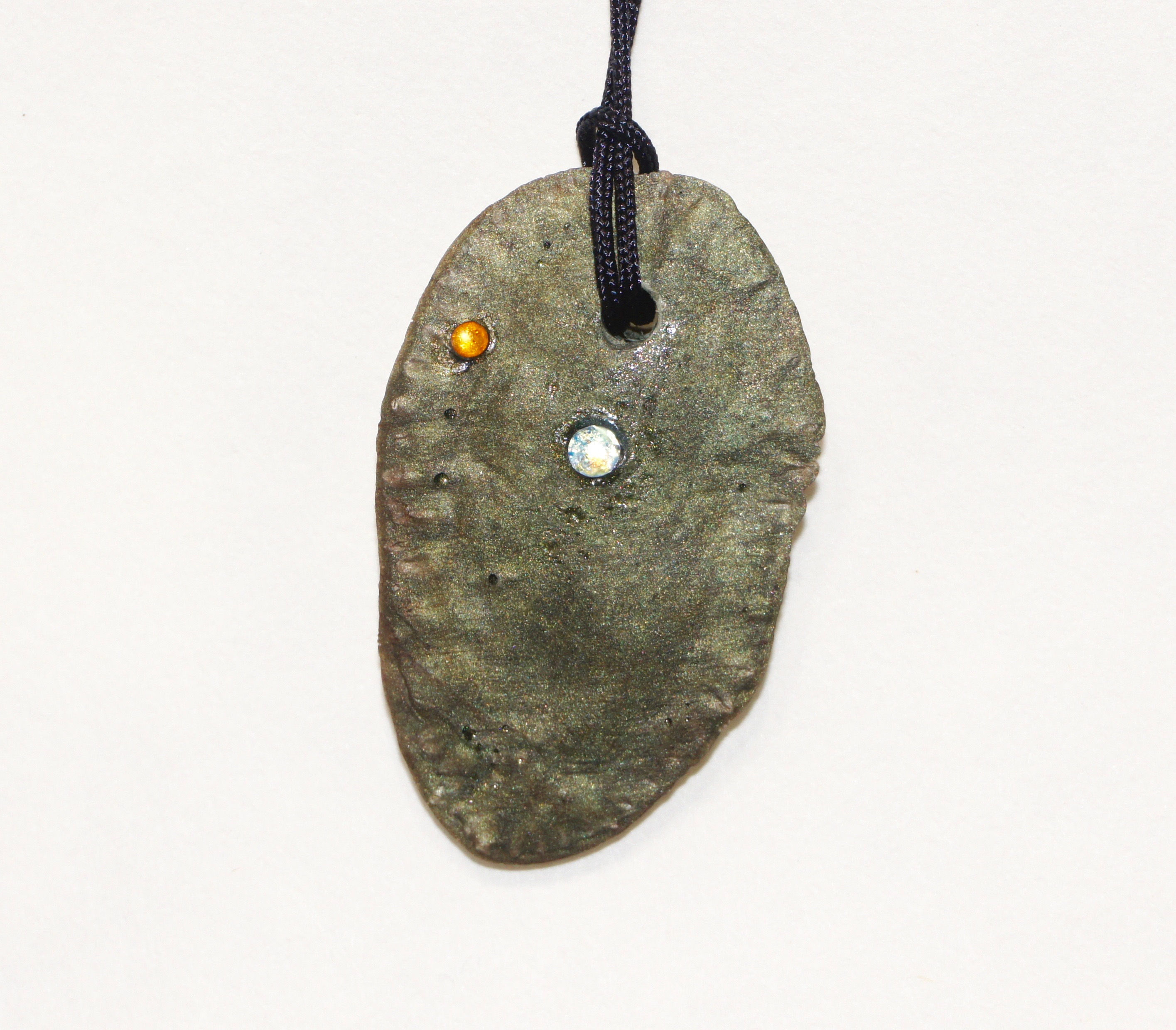 Forest Green Neo-Fossil Pendant with stones