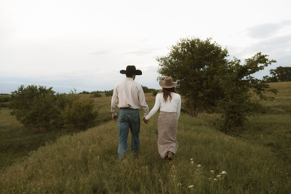 A7402761shelby and austin.jpg